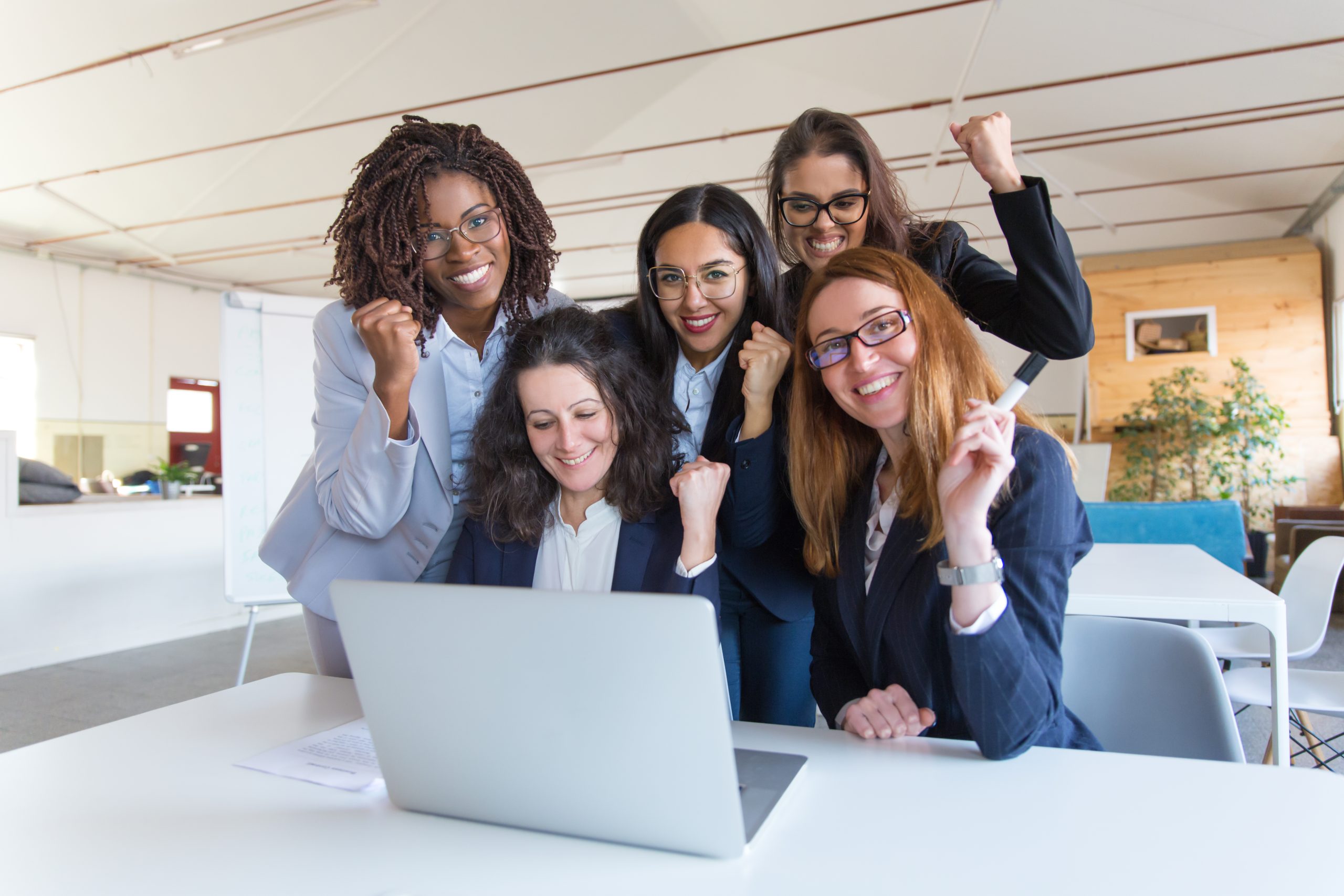 Quais Os Desafios E Oportunidades Do Empreendedorismo Feminino Blog Mercadão Dos óculos